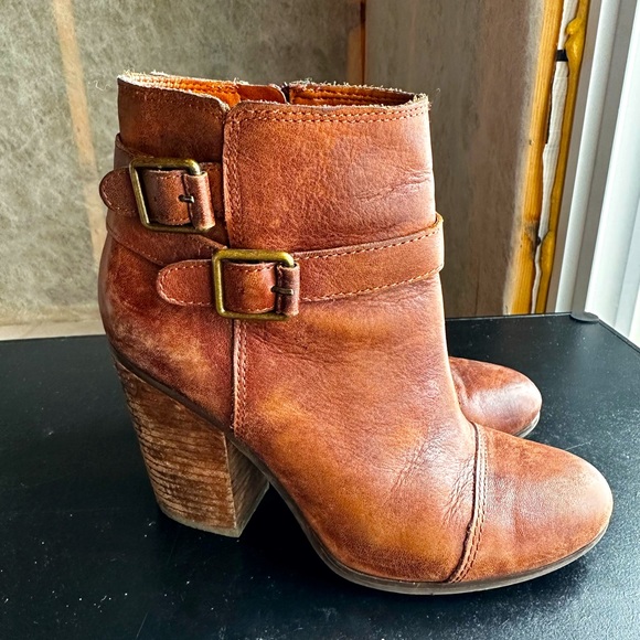 Lucky Brand Laureen Leather Boho heeled Ankle Boots women’s size 7.5 - Picture 1 of 11